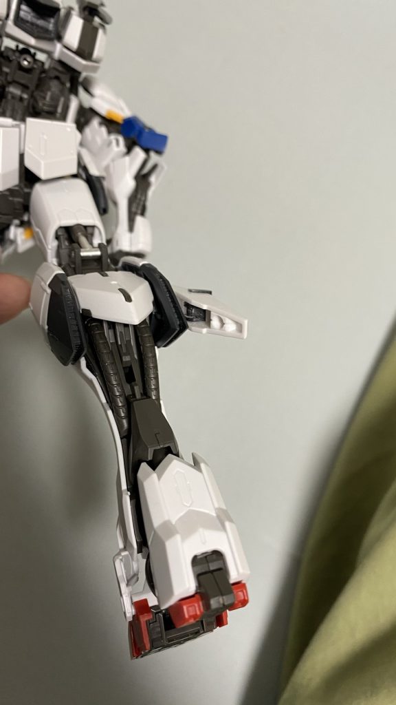 裏が非常に寂しかったので