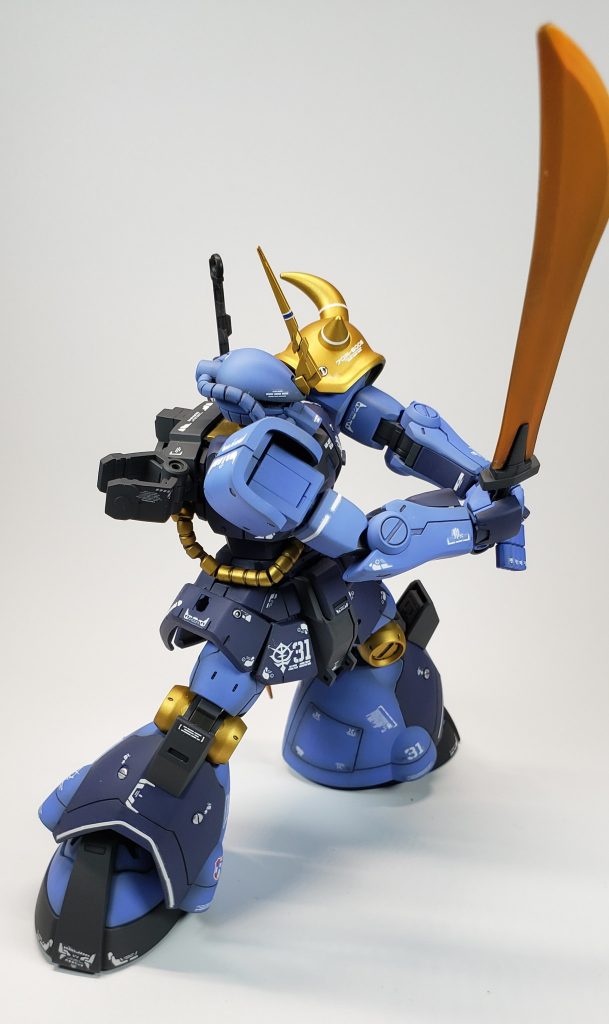 グフといえばオレンジ色に輝くヒートサーベル🎵