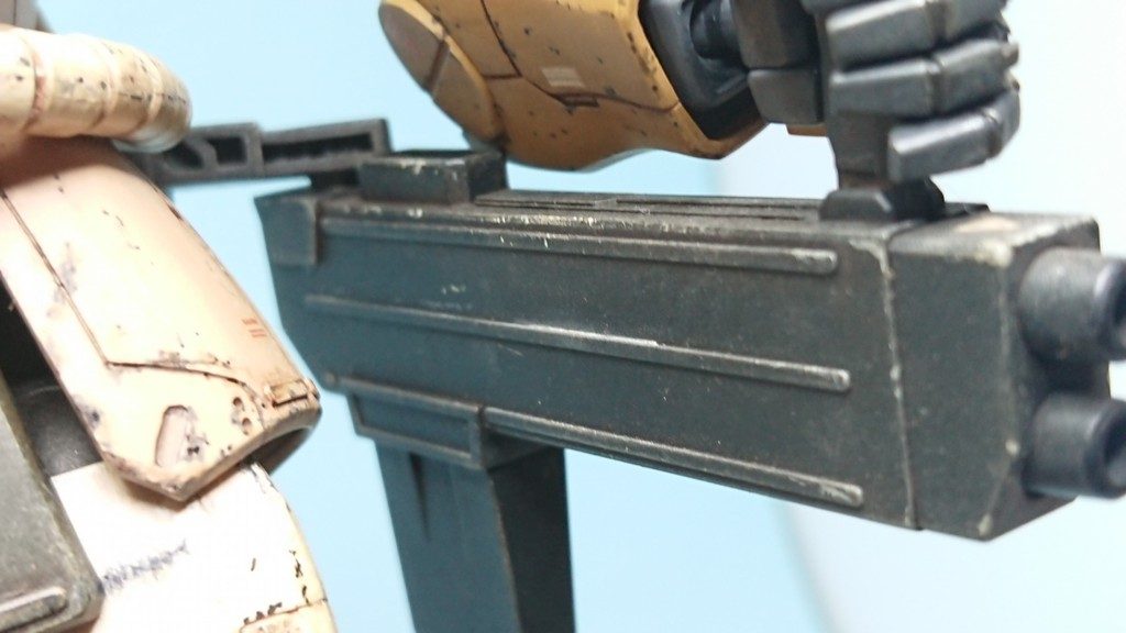 武装系は、基本キットのままです。塗装で少しハゲ表現を施して使用感を強調しています。