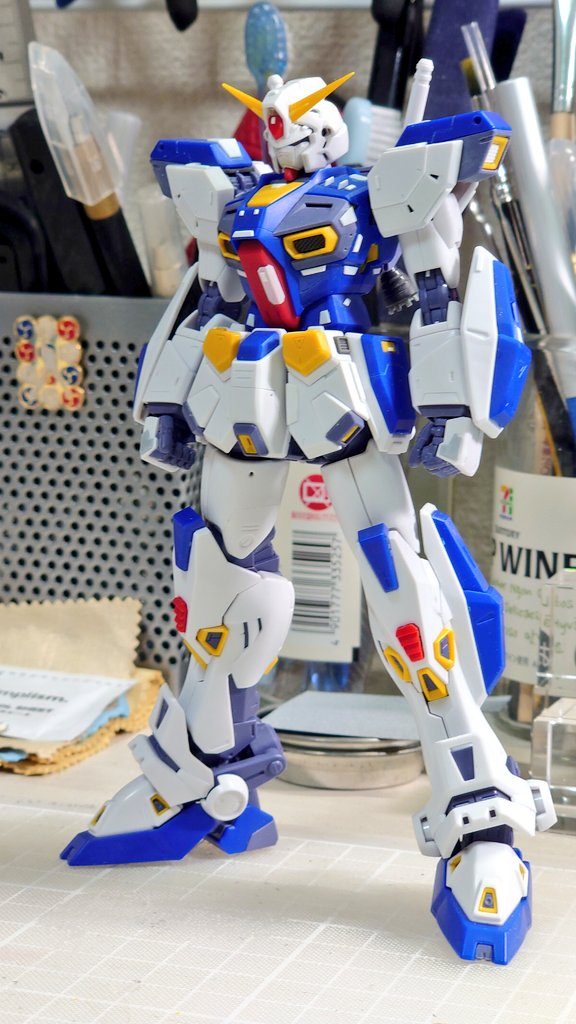 全体仮組みしないで進めていたので迷走しました。仮組みは大事!