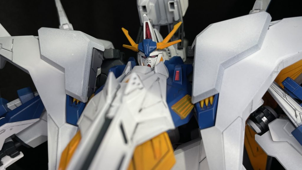 ボディの青がちょっと明るくなった。インクブルーって感じ。でもこれはこれで気に入ってます。