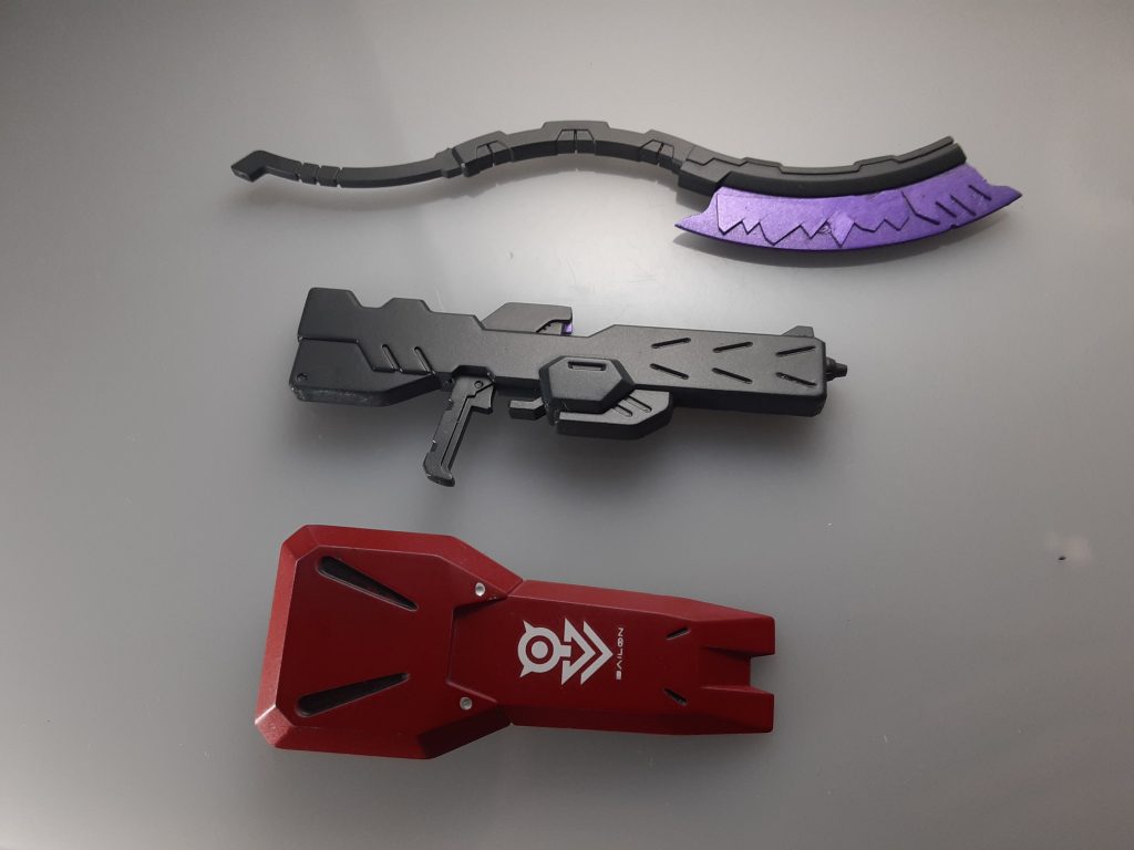 武装類です。後にも載せますがビームアックスは少しだけ情報量増やしております。