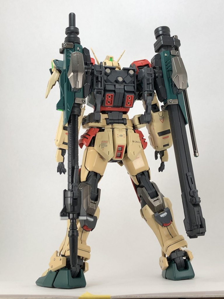 ライフルの配色は少し変更しています。