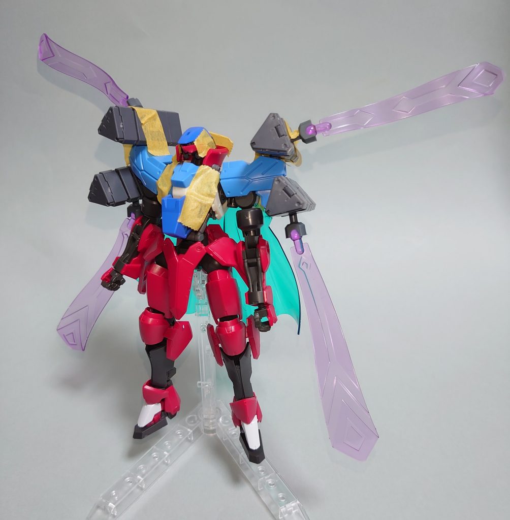 作業初日がこちら。この時点ではグリムゲルをベースにすることしか決まっていなかったので手持ちのパーツでそれっぽくまとめた感じでした。そこから二週間の時を得て・・