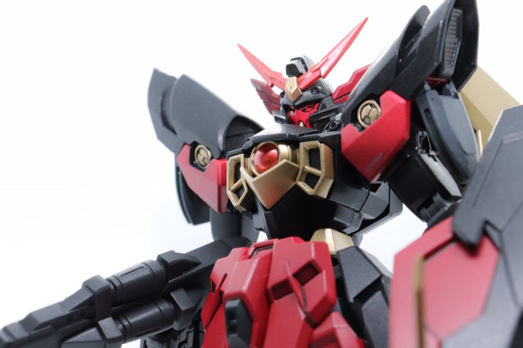 今回はつや消しとメタリックを使い分けて見ましたが、つや消しトップコートが少し雑になってしまい、若干色が濁ってしまったのが心残りです…