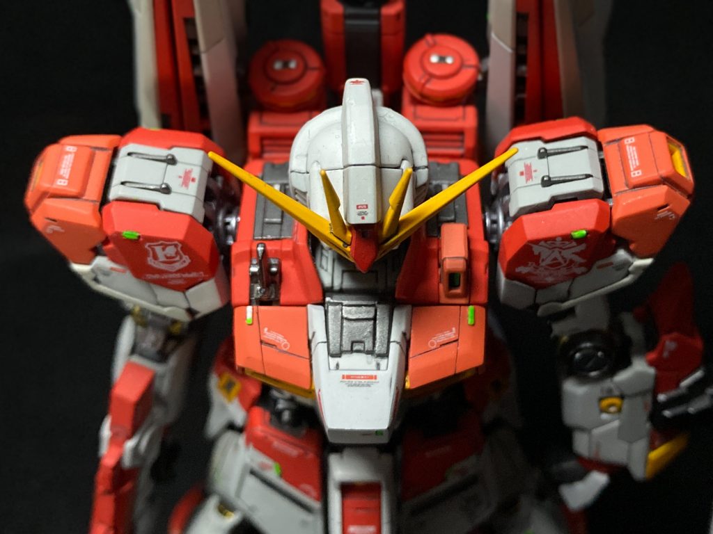 大きなディテールアップはしてませんが なんか上からが寂しかったので プラ板でペタペタ