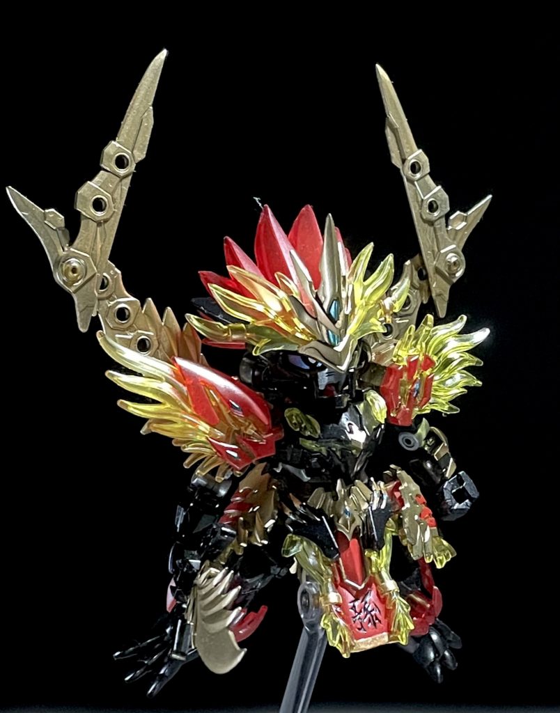 黒背景でポージング。