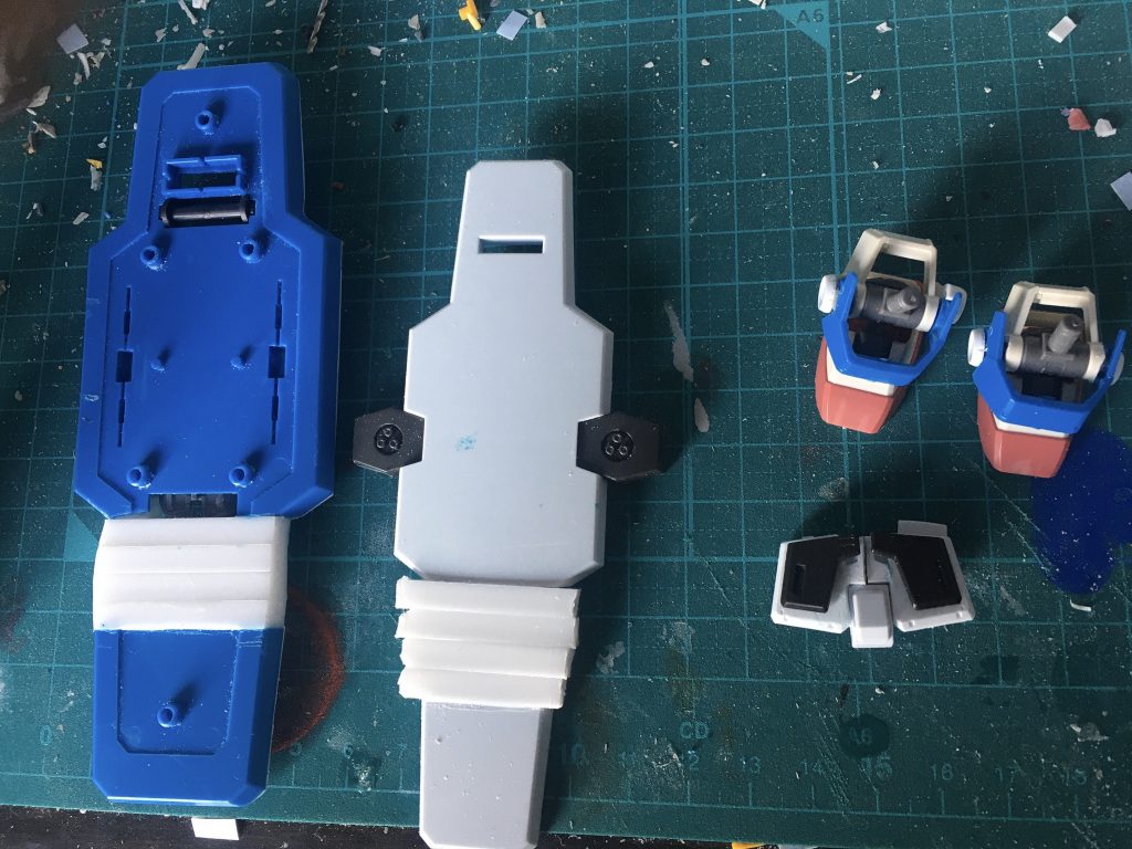 盾は2センチ延長!アングルガードは真鍮線で二重接続に。フロントスカートは分割変更