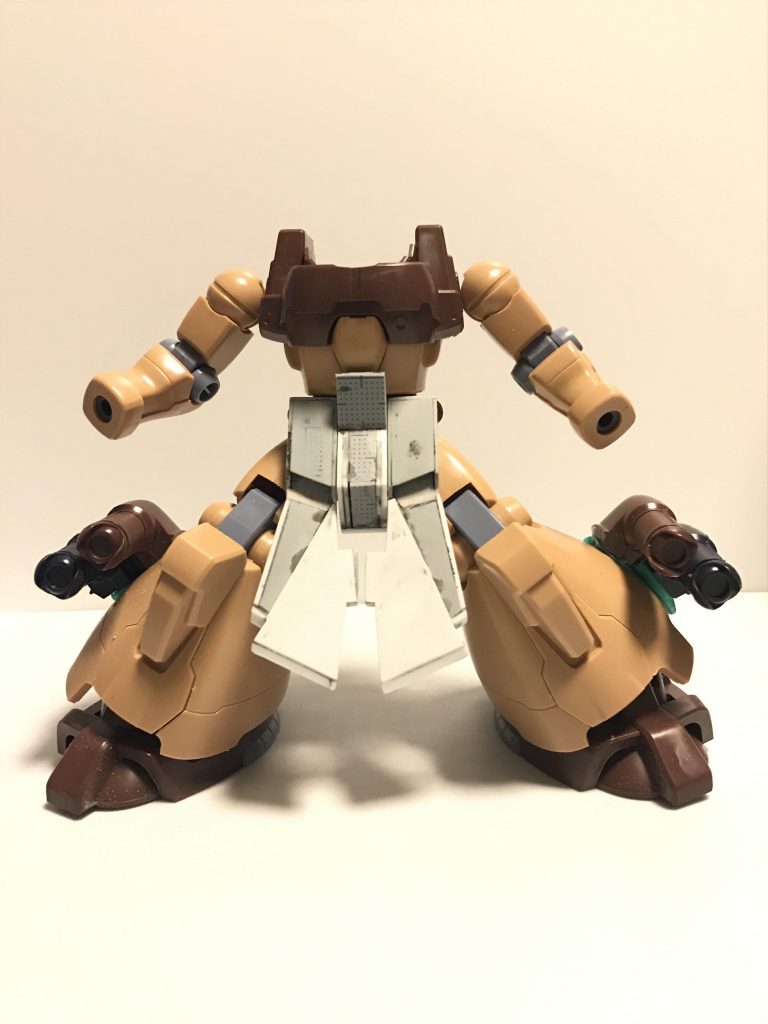 ベースはドム・トローペンになりますベースのほとんどを使用していますザメルの全高は27m縮尺は約1/200になります各詳細は製作ストーリーにあります唯一、無改造は腕と手です後はいじってます