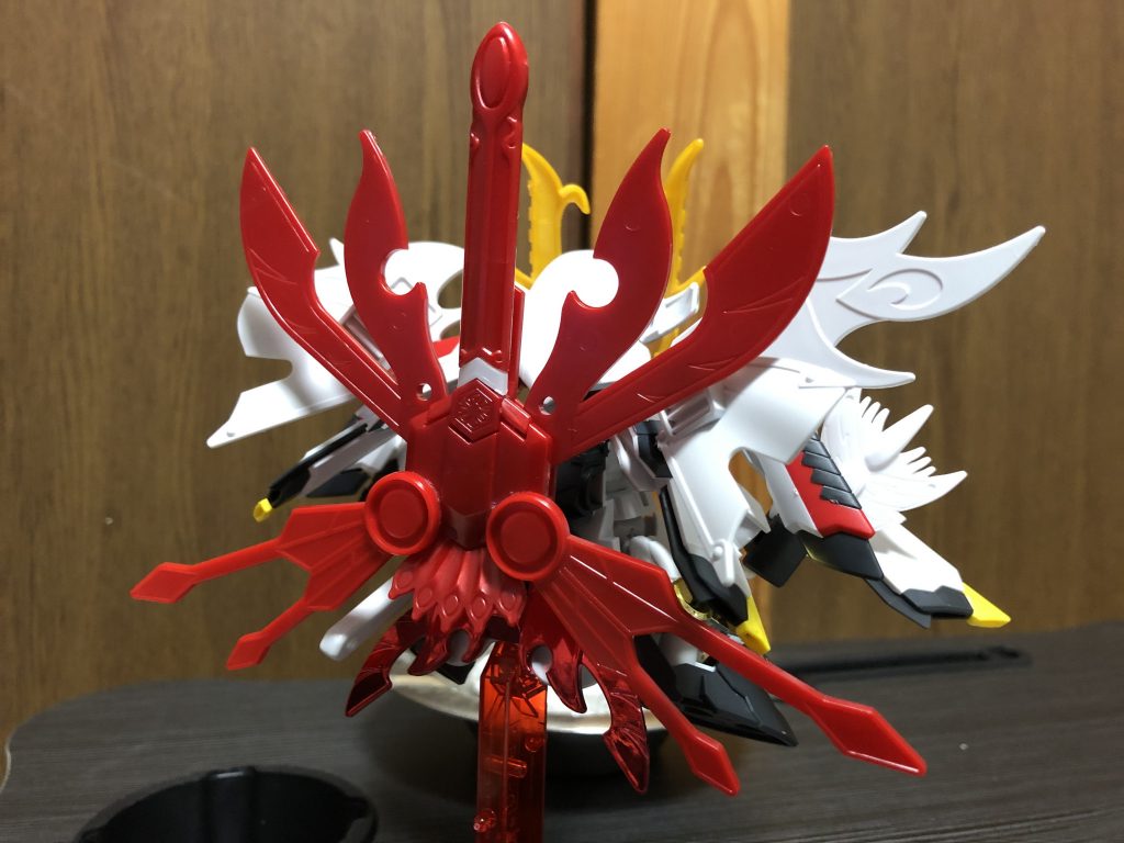 使用キットSDCSフェニックスガンダムCSフレームLGBB二代目大将軍BB鳳凰頑駄無BB四代目大将軍BB天熾鵬司馬懿サザビー創傑周瑜アカツキ上記写真時点では周瑜アカツキ未発売、四代目の軍配使用予定でした。