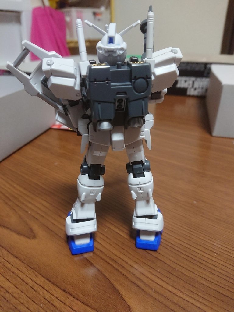 ガンダム試作１号機–2枚目/制作者：ミル・ソフィア