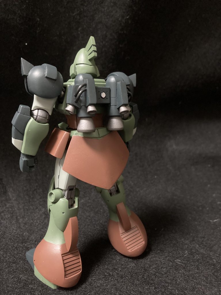 ベースはゲルググJとReviveギャン。ジャンクを漁って素材を選んで…あとはパテ療治です(｀・ω・´)ｷﾘｯ