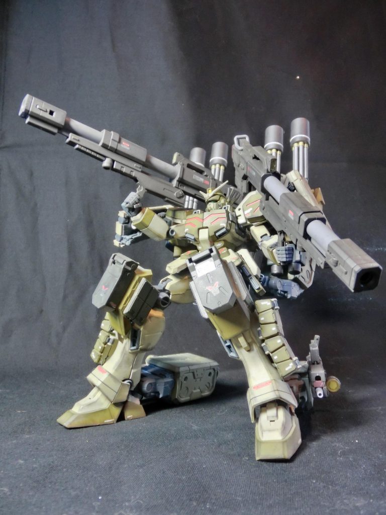 ダブルバズーカ装備　立体起動形態