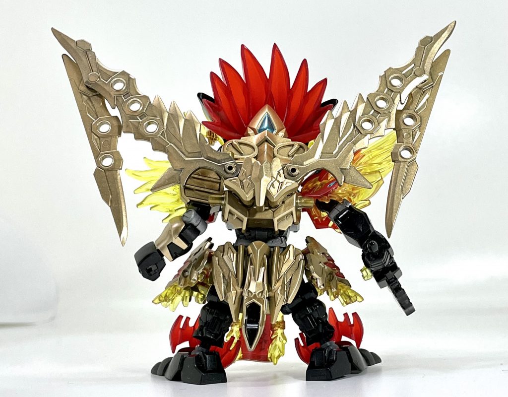 主に水性ホビーカラーと、雲母堂本舗の粉末パールを使用して塗装しました。使用カラー黒: 黒→CCパールブラック金: 黒→ゴールド→AGパール(薄く)クリアレッドパーツ: モンザレッド(グラデで先端部を残す)→CCパールレッド→AGパール(薄く)クリアイエローパーツ: AGパール(薄く)青部: シルバー→青竹色グレー: シルバー+ニュートラルグレー→Mr. ウェザリングカラーマルチブラックでウォッシング「孫」の字: タミヤエナメルフラットブラックを凹モールドに筆塗りしてはみ出しを綿棒で拭き取り孫堅は前作馬超ガンダムバルバトスよりも、マスキングが必要な塗り分け箇所が少なくて楽でした。馬超と周瑜は水性ホビーカラーのゴールドにクリアイエロー+クリアオレンジを重ねてより派手な金にしましたが、元々赤と黄色のパーツがある孫堅は素のゴールドを使って渋めの金にしました♪