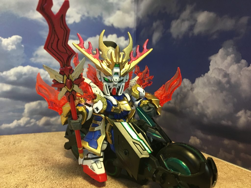 最後はトリニティバイクと一緒に！アニメも絶好調のようで。外出自粛だけど楽しく作れる趣味最高です♪