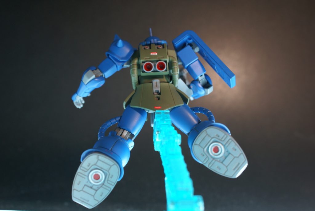 バーニアを赤にするだけでかなり引き締まります