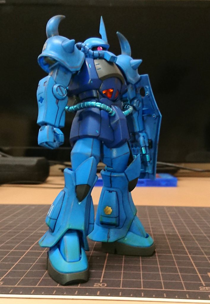 デカールは、アニメ版グフが好きなので極力使用してません。