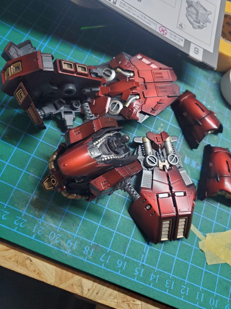 細かい部分もそれなりに塗ってます。ただわかってはいたことですが、組み立てるとほとんど見えません。(´Д｀)