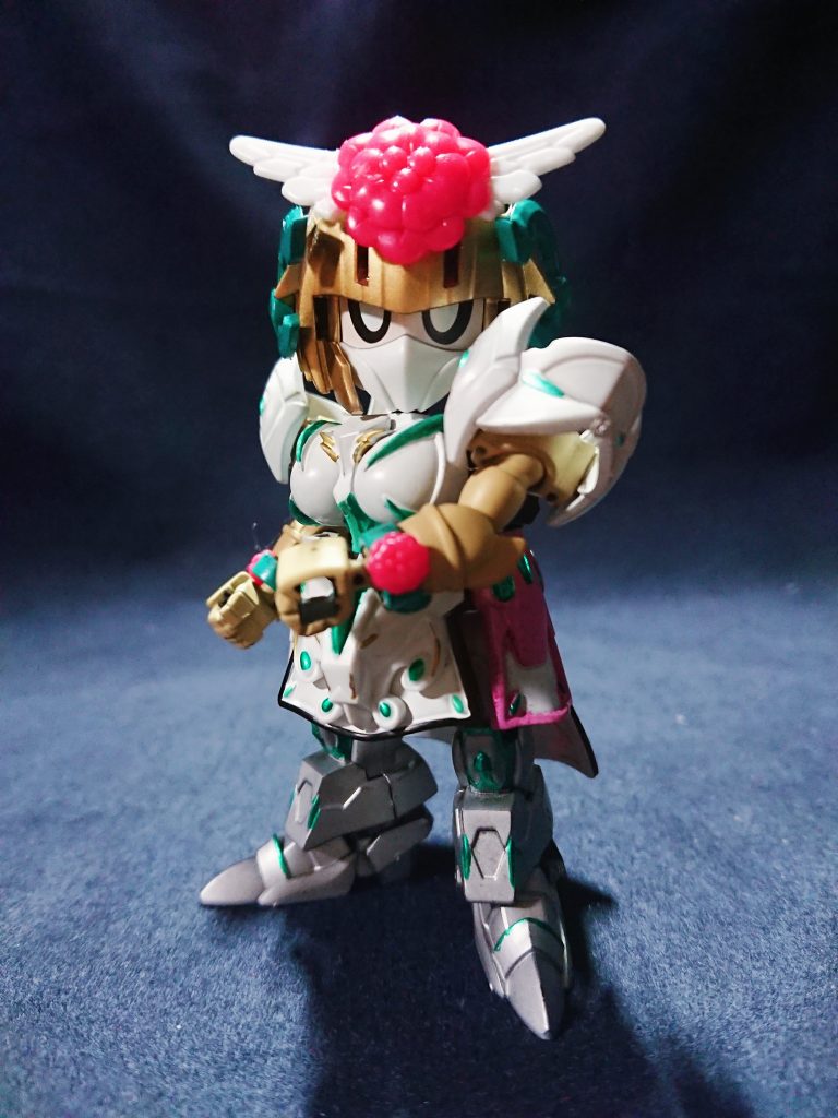 かつて皇帝に仕えた帝国の四将軍家の筆頭、剣将軍ユラニウス家の娘。帝国再興のため父が出陣するが、その留守に起きた変事がウルピナの運命を一変させる。長剣を得意とし、二刀流から繰り出される二刀荒時雨は、剣将軍家の名に相応しい剣技となっている。