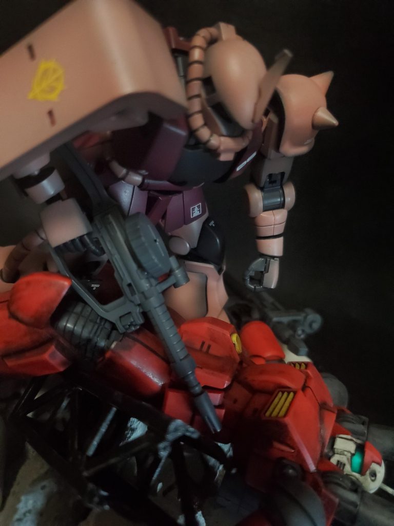 シャアザク　HG–4枚目/制作者：まくう