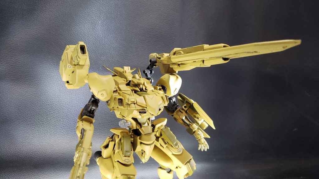 ヘルムヴィーゲリンカーの大剣を大剣として使ったことがないです。