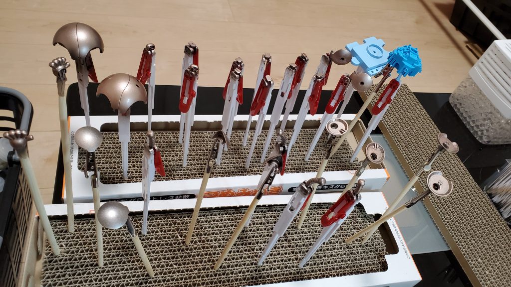 黒サフを吹いてから悩みに悩んでカッパーにしました(*•̀ᴗ•́*)و ̑̑初めてにしては綺麗に吹けたと思う(•ө•)♡