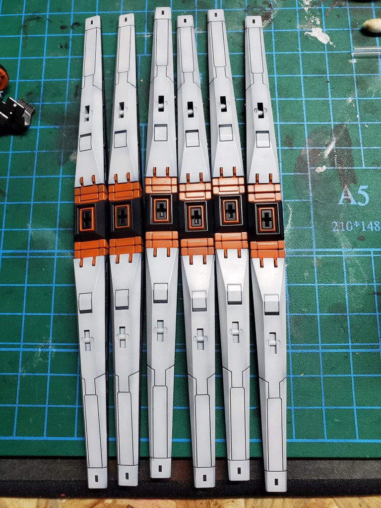 武装類も細かく作られているためこのキットも塗装にかなりの時間を費やしました。