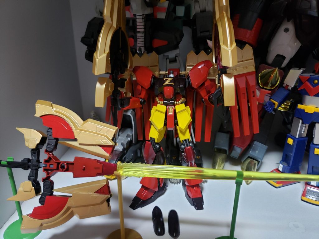 ジオニックソード変形状態に。まだ手に持たせる想定のポージング。