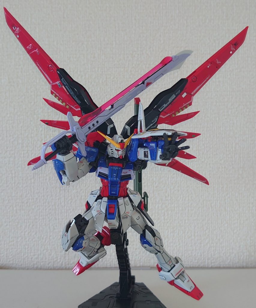 せっかくなので肩関節が前に稼働するギミックを使ってます股関節のギミックは使っていませんアレ使うとちょっとスタイル悪くなる💦腰から股が長いく見えて不細工💦