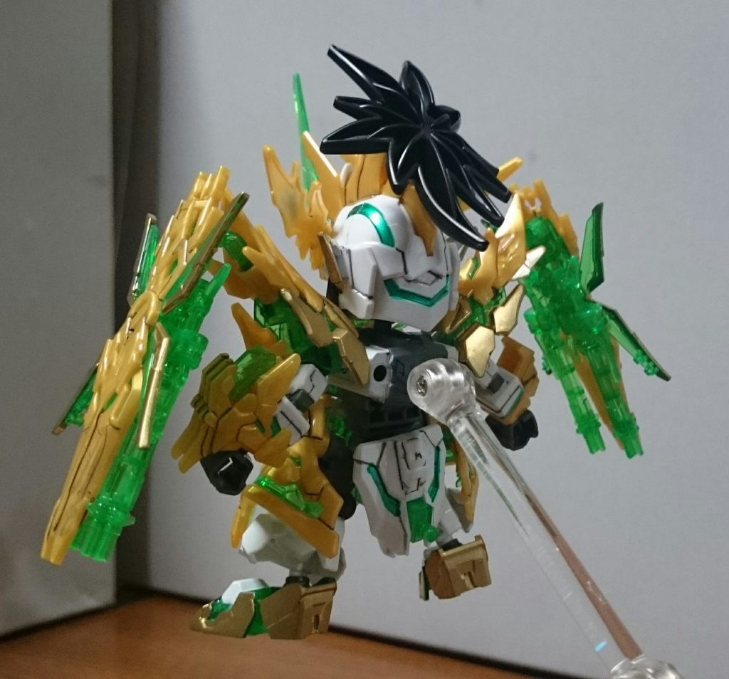 ・背面背負いものはこちらもナシ。前面と比べてすごいすっきりしてるっス