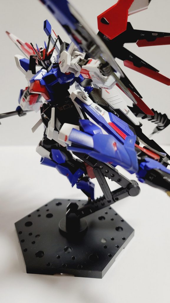 ストライクリベリオン–5枚目/制作者：三日月