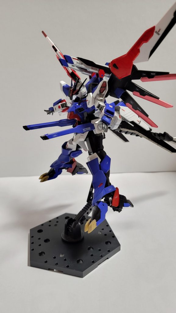 ストライクリベリオン–3枚目/制作者：三日月