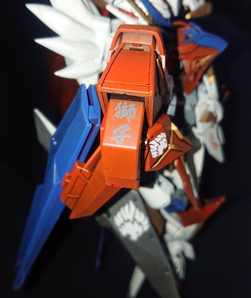 デカールはロータストライバル？柄と動物漢字、アニマル柄を使ってます。デカールあると無いとじゃ、印象変わりますね😌