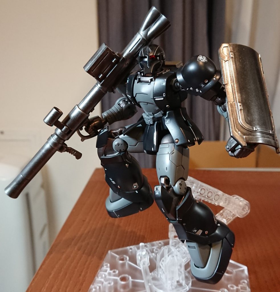 自分で購入したエアブラシで初めて塗装したキットでもあります。腕も知識もない状態で(今もたいして上手くなってませんが)塗ったものなので当然アラはありますが、エアブラシのあまりの便利さに感動して自己満足に浸った記憶があります。