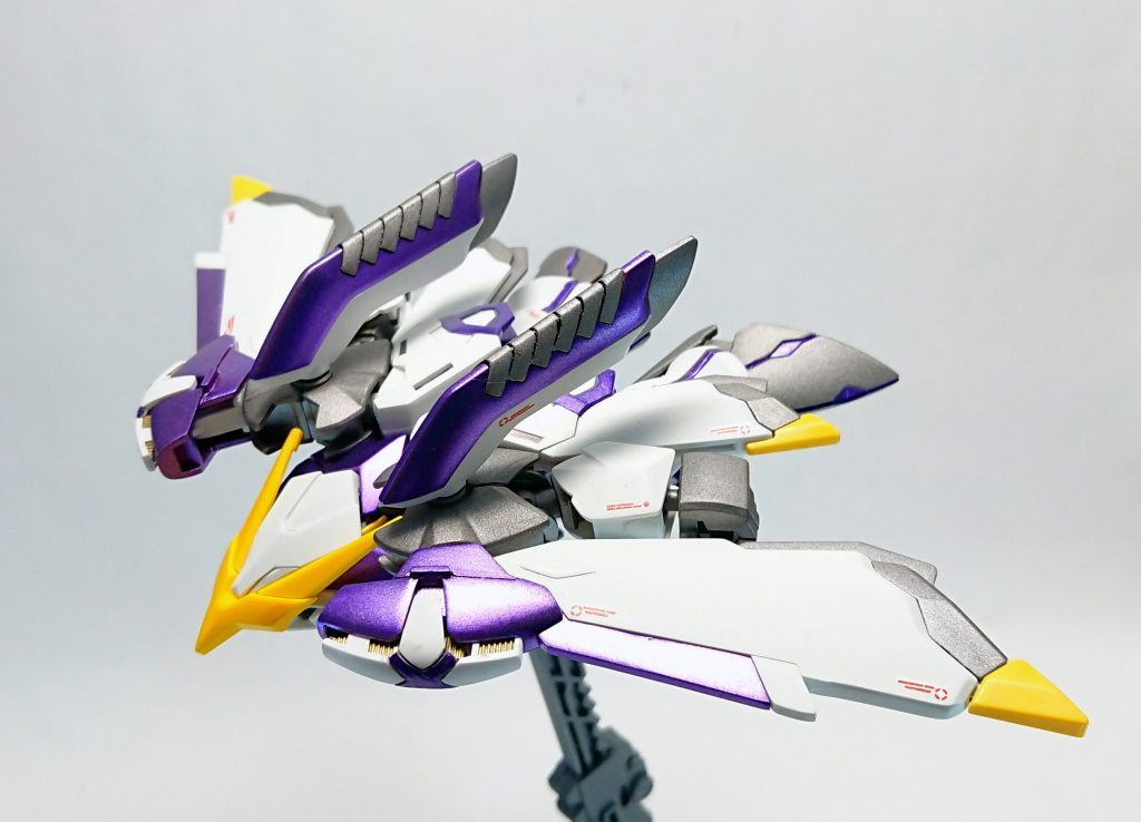 飛行形態にも出来ます！