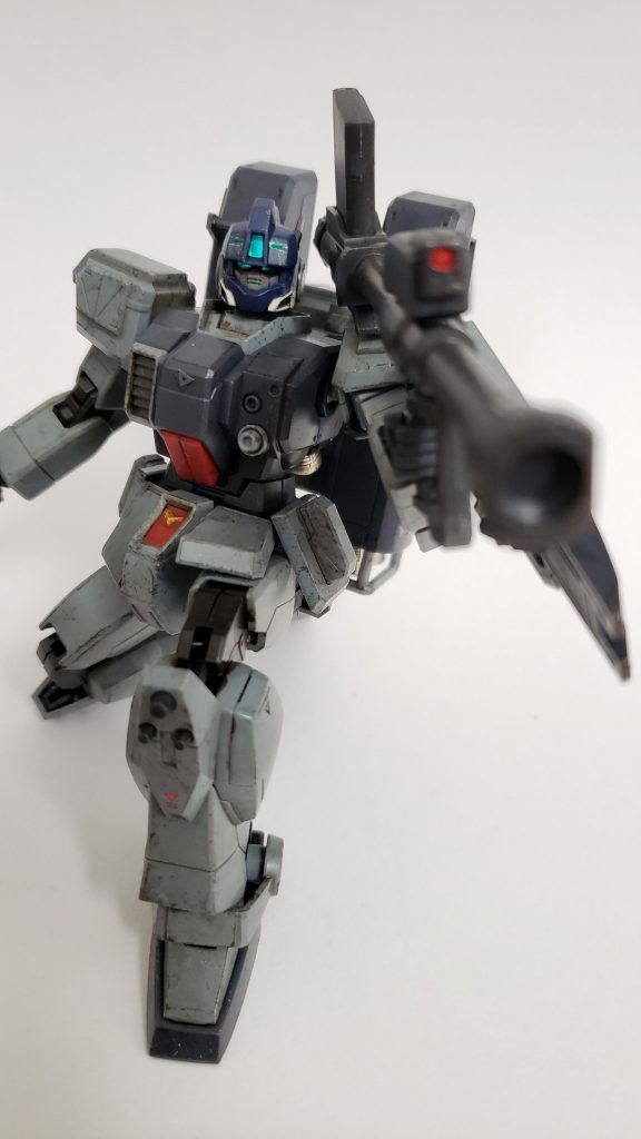 ロケット･ランチャー これも陸ジムの物と同じ(だと思う)センサーはガンダムマーカーシャインシルバー下地にロイヤルメタレットで塗装しました