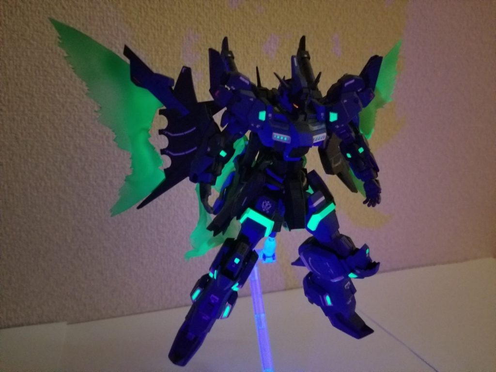 阿頼耶識typeHガンダムフレームの阿頼耶識とトーリスリッターのHADESを発動した状態機体のリミッターを解除し、性能を限界まで引き出すことが可能