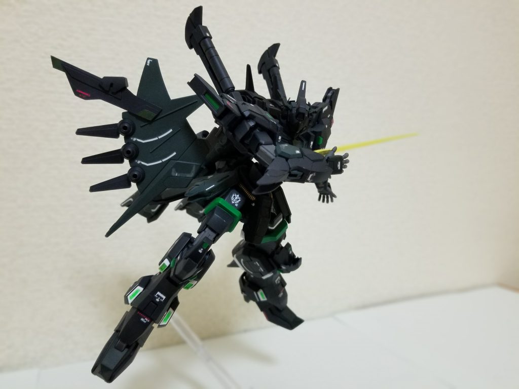 お気付きかもしれませんが、こいつに手持ち武器はありません。なるべく、身一つで戦えるようになっています。