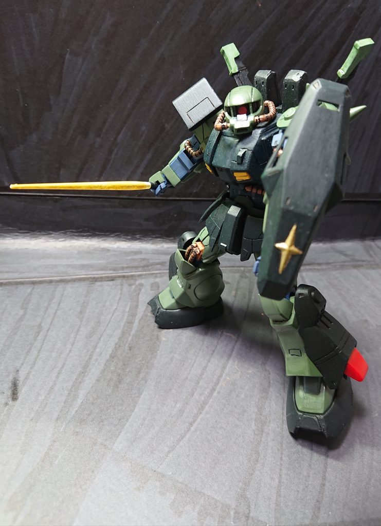 サーベルは、ジャンク品の中から合うものを選びました。