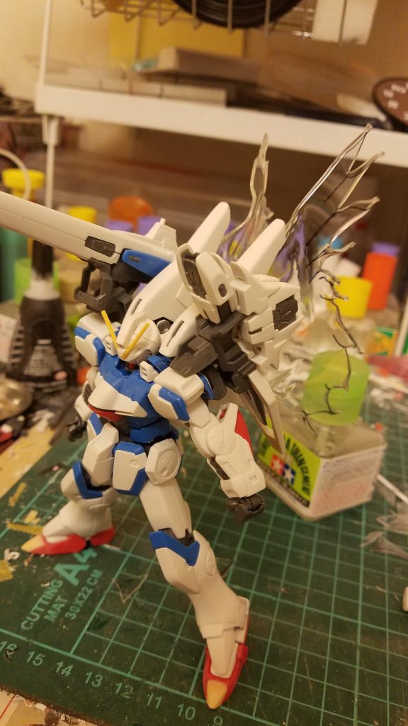 光の翼試作思い通りの形になるまで何回か作り直しました！