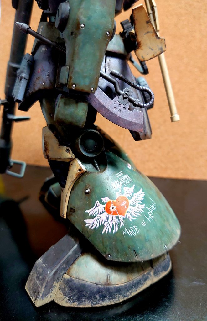 機体に特徴を持たせるマーキングは手書きで行ってます。つか、塗装すべて筆塗りの手書きですw