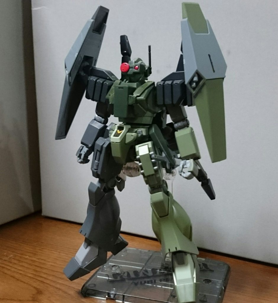 ・ゴーストジェガンMAXIMUM.メイジンとのバトル中に中破したジェガン同士を工作して出来たゴーストジェガンMAXIMUM.を再現してみたっス!