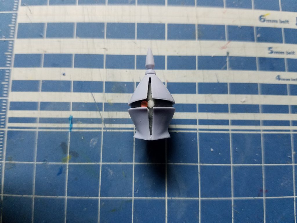 モノアイ、横の可動。