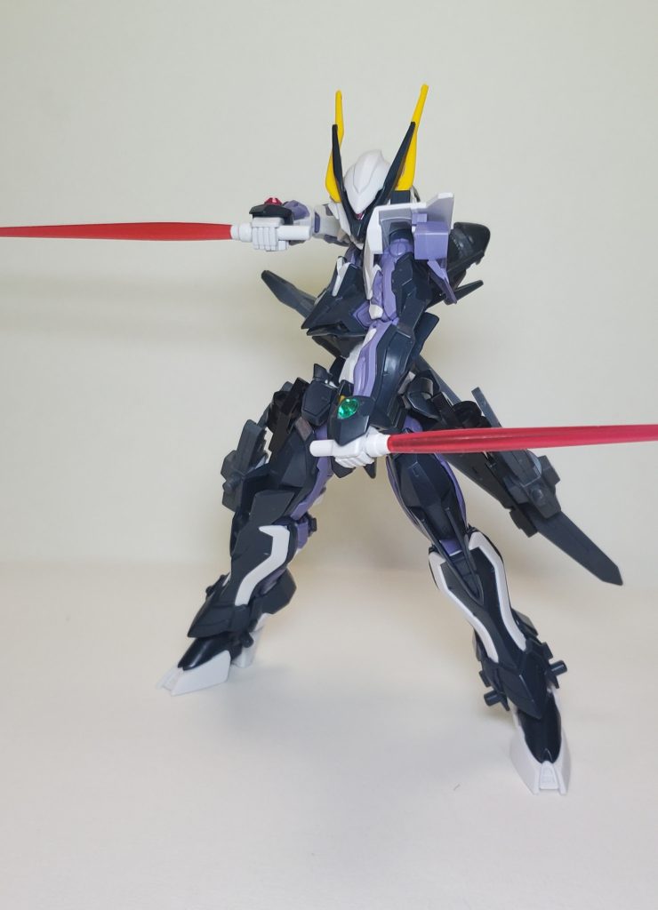 GNサーベルサイドアーマーに1本づつ、計2本搭載。機動性を維持したままや、手数が欲しい時に使われる。