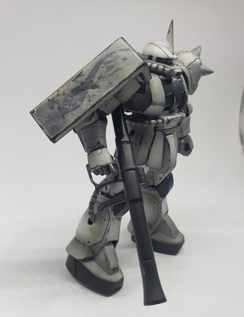 トカゲは筆でこんな感じに書きました
