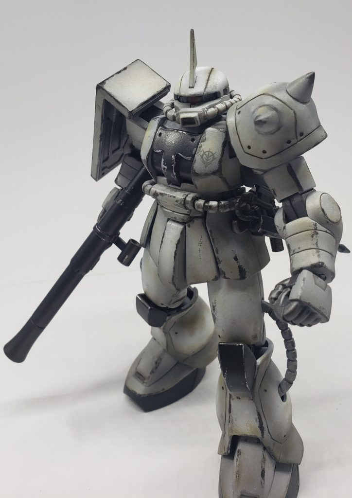 スパイクアーマーのスジボリと穴は控え目にした方が良かったと後悔しております