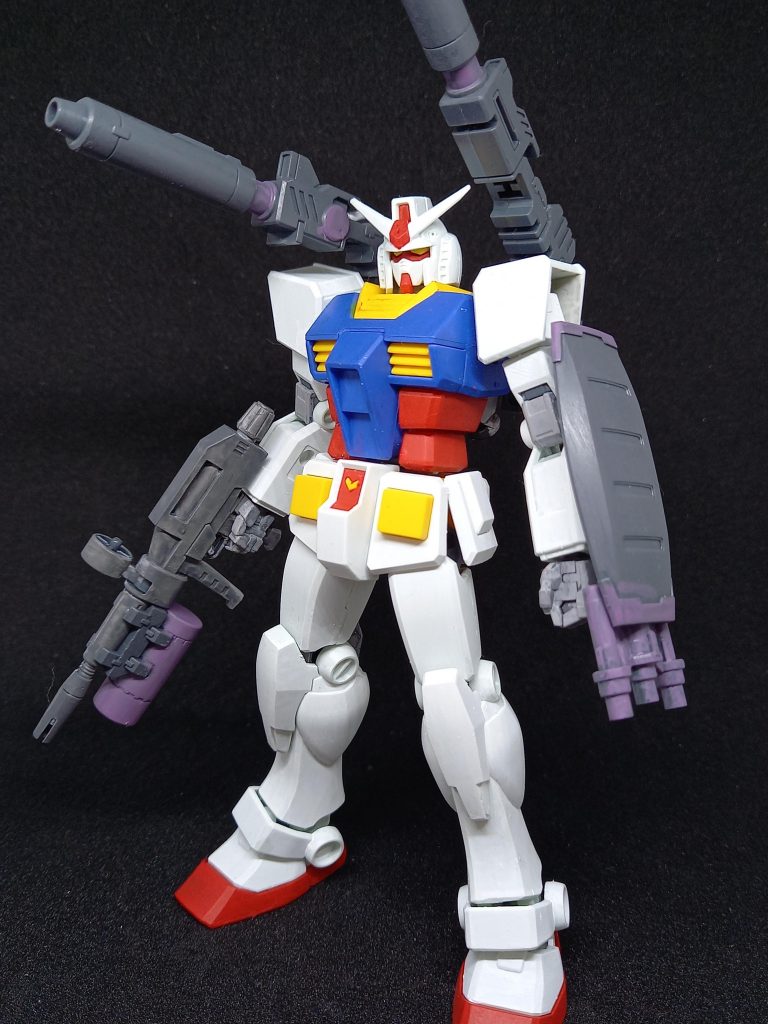 以前雑誌付録として販売されていたリバイブ版ガンダムの武器セットが無改造で付きます