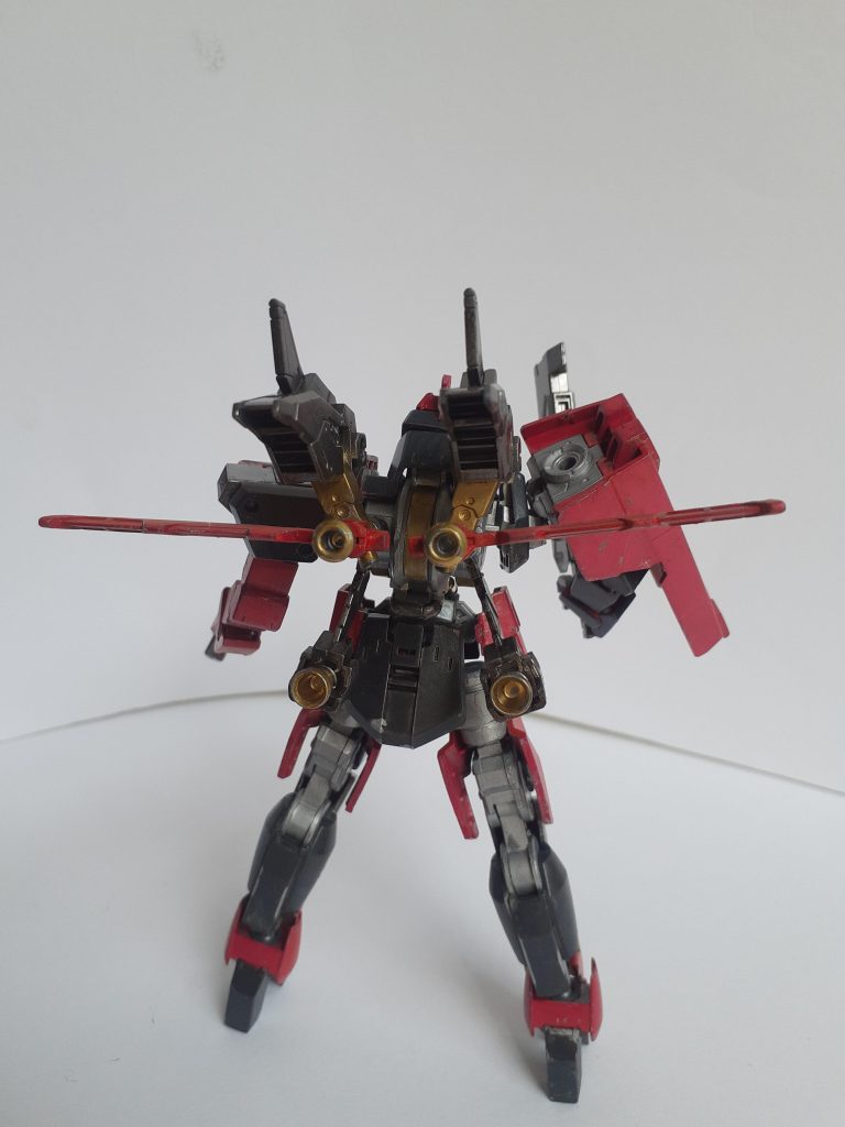 背中は30MMです。