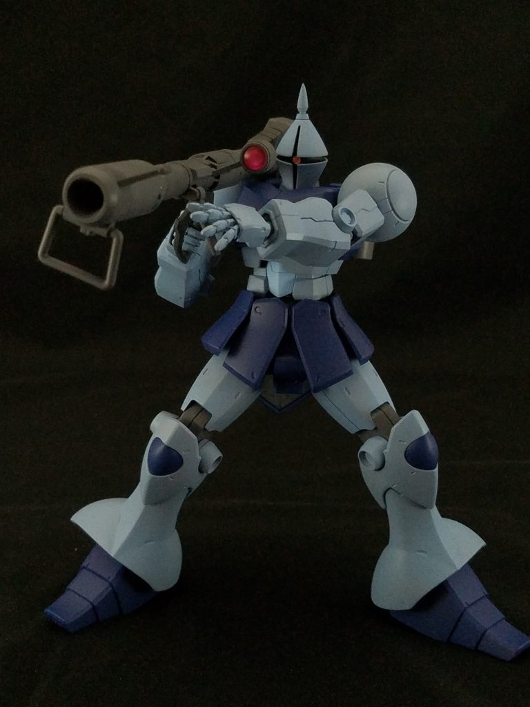 MS-09 ドムのジャイアント・バズを装備。