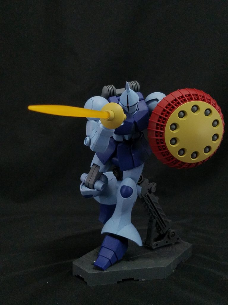 説明書に載っているポーズを真似たつもりが、関節が緩くなってた(汗)